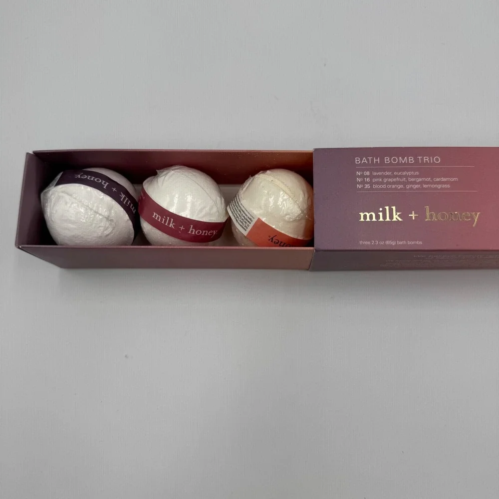 Milk + Honey Bath Bomb Trio Multicolor Lavender Citrus Essential‎ Oils